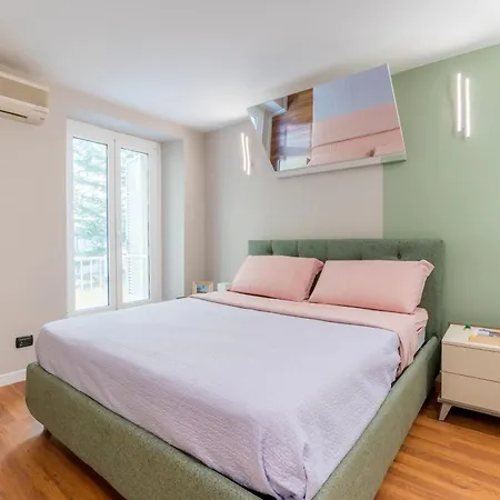 Villafranca Loft, Modern Studio Nearby The Station-3